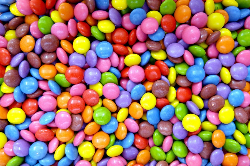 confiserie-COLLONGUES-min_smarties_confectionery_lenses-1150911